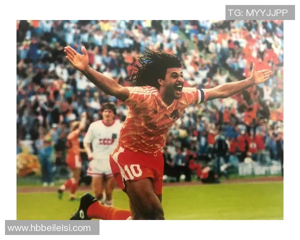 荷兰足球传奇球星全名单回顾与分析探讨