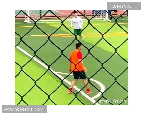 足球明星穿衣服费劲背后的时尚挑战与生活琐事揭秘