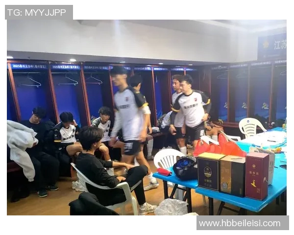 足球明星齐聚CS表演赛激情对决展现竞技魅力与团队精神