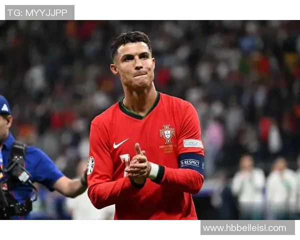 世界杯足球明星颁奖盛典揭晓最佳球员与最佳进球精彩瞬间