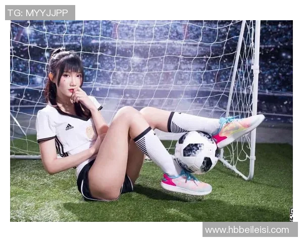 足球明星健美身材高清写真展现女性魅力与力量的完美结合 足球明星健美身材高清写真展现女性魅力与力量的完美结合