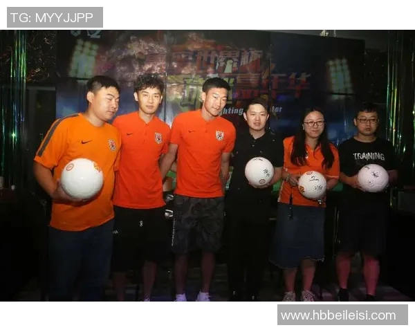 国足热身赛直播盛况回顾与精彩瞬间分享，球迷不容错过的赛事盛宴